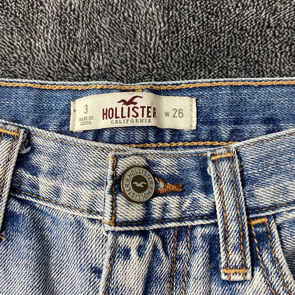 Hollister High-Rise Distressed Denim Cutoff Short Shorts - Size 3 / W26 - Picture 5 of 7